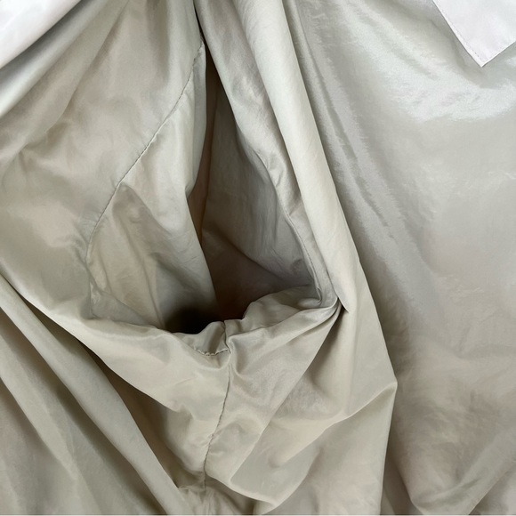 Men’s lightweight jacket. Excellent condition and quality. XL (unisex) - Picture 7 of 11